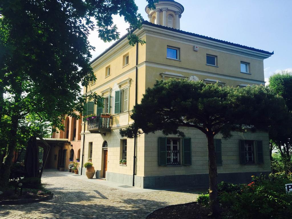 Villa Frola Fossano Exterior photo